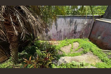 Casa à venda com 105m², 3 quartos e 2 vagasQuintal