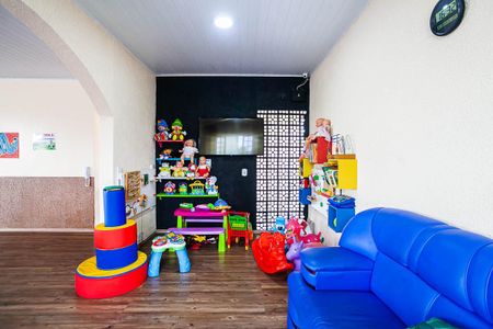 Casa à venda com 105m², 3 quartos e 2 vagasBrinquedoteca