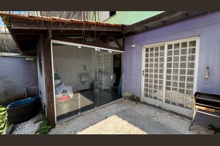 Casa à venda com 105m², 3 quartos e 2 vagasQuintal