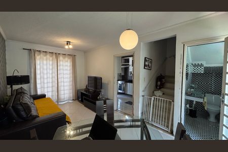 Casa à venda com 105m², 3 quartos e 2 vagasSala - Sala de Jantar
