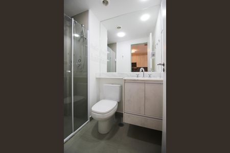 Banheiro de apartamento para alugar com 1 quarto, 29m² em Indianópolis, São Paulo