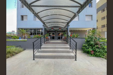 Apartamento à venda com 70m², 3 quartos e 2 vagasEntrada