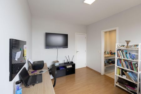 Apartamento à venda com 164m², 4 quartos e 3 vagasSemi Suíte 1