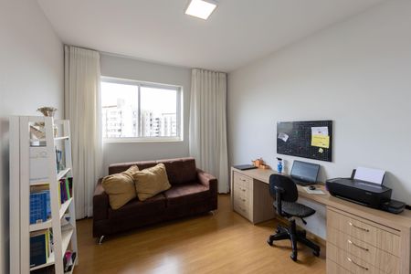 Apartamento à venda com 164m², 4 quartos e 3 vagasSemi Suíte 1