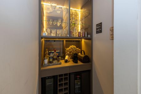 Apartamento à venda com 164m², 4 quartos e 3 vagasBar