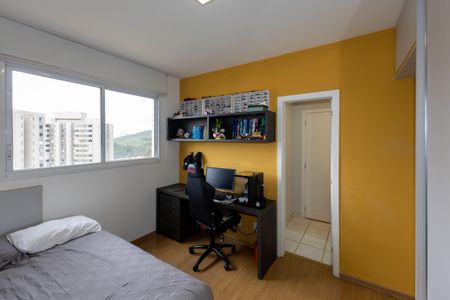 Apartamento à venda com 164m², 4 quartos e 3 vagasSemi Suíte 2