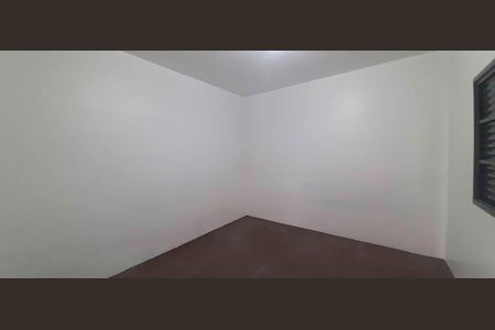 Quarto de casa para alugar com 1 quarto, 125m² em Jaguaribe, Osasco