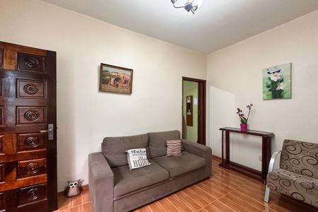 Casa à venda com 138m², 3 quartos e 2 vagasSala