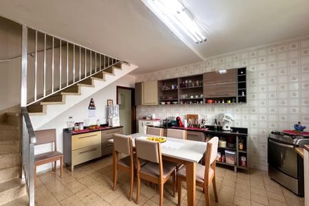 Casa à venda com 138m², 3 quartos e 2 vagasCozinha