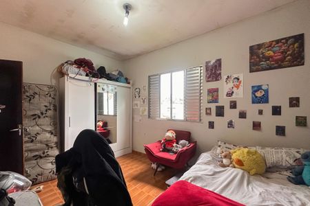 Casa à venda com 138m², 3 quartos e 2 vagasQuarto 2