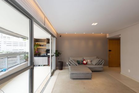 Apartamento à venda com 104m², 2 quartos e 2 vagas Apartamento à venda com 104m², 2 quartos e 2 vagasSala de Estar