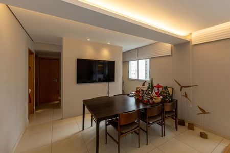 Apartamento à venda com 104m², 2 quartos e 2 vagas Apartamento à venda com 104m², 2 quartos e 2 vagasSala de Jantar