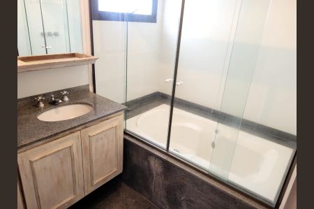 Apartamento à venda com 220m², 3 quartos e 4 vagas Apartamento à venda com 220m², 3 quartos e 4 vagasFoto 19