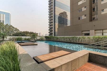 Apartamento à venda com 49m², 1 quarto e 1 vagaÁrea comum - Piscina