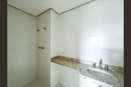 Apartamento para alugar com 122m², 2 quartos e 2 vagasBanheiro da Suíte