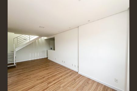 Apartamento para alugar com 122m², 2 quartos e 2 vagasSala