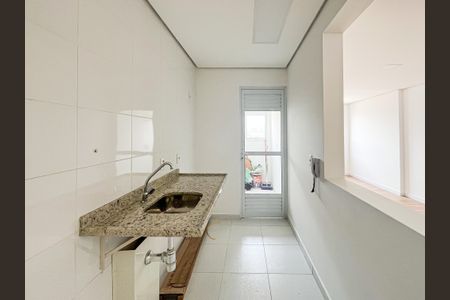 Apartamento para alugar com 122m², 2 quartos e 2 vagasCozinha