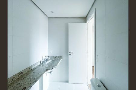 Apartamento para alugar com 122m², 2 quartos e 2 vagasBanheiro da Suíte