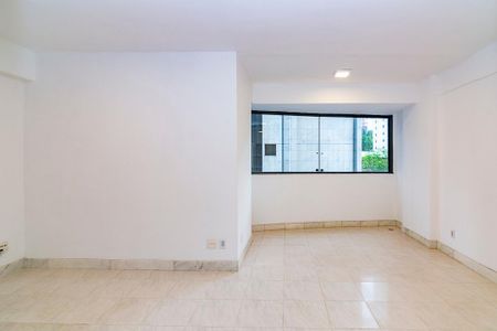Sala de apartamento para alugar com 2 quartos, 75m² em Belvedere, Belo Horizonte