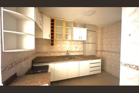 Apartamento à venda com 85m², 3 quartos e 1 vagaCozinha 