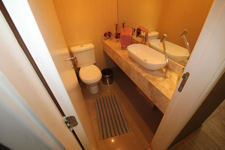 Apartamento à venda com 143m², 3 quartos e 2 vagasLavabo