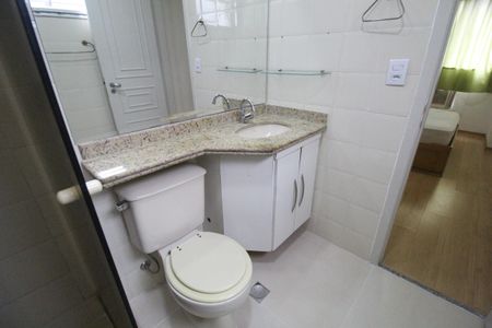 Apartamento para alugar com 78m², 2 quartos e 1 vagaBanheiro da suíte