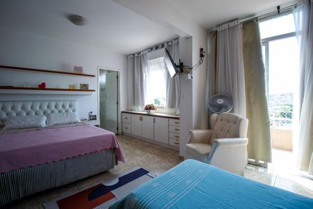 Apartamento à venda com 240m², 3 quartos e 2 vagasSuíte