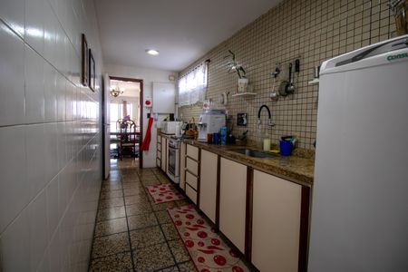 Apartamento à venda com 240m², 3 quartos e 2 vagasCozinha