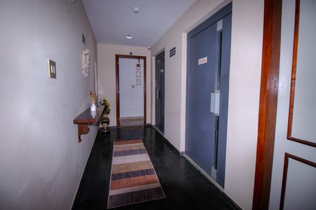 Apartamento à venda com 240m², 3 quartos e 2 vagasCorredor