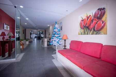 Apartamento à venda com 240m², 3 quartos e 2 vagasHall social