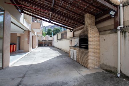 Apartamento à venda com 240m², 3 quartos e 2 vagasÁrea comum - Churrasqueira