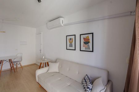 Sala de apartamento para alugar com 1 quarto, 40m² em Vila Nova Conceição, São Paulo