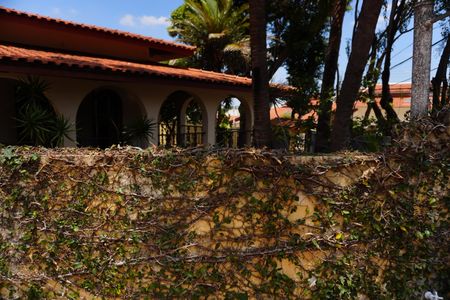 Casa para alugar com 313m², 3 quartos e 4 vagasPiscina