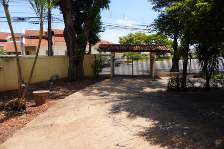 Casa para alugar com 313m², 3 quartos e 4 vagasQuintal