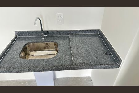 Apartamento à venda com 28m², 1 quarto e sem vaga