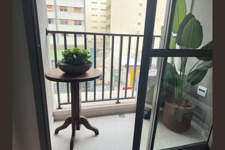 Apartamento à venda com 28m², 1 quarto e sem vaga Apartamento à venda com 28m², 1 quarto e sem vagaVaranda