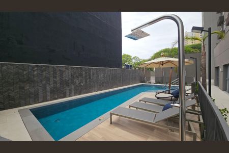 Apartamento à venda com 26m², 1 quarto e 1 vagaÁrea comum - Piscina