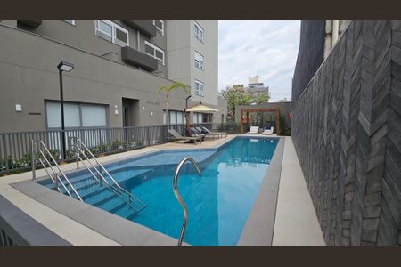 Apartamento à venda com 26m², 1 quarto e 1 vagaÁrea comum - Piscina