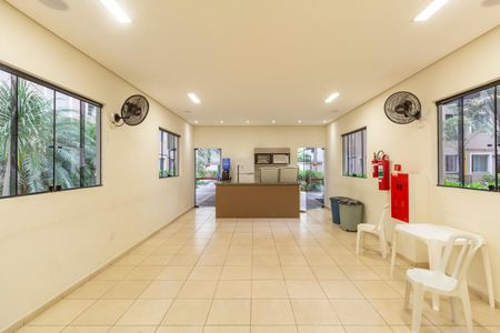 Apartamento à venda com 100m², 2 quartos e 1 vagaÁrea Comum - Salão de Festas 