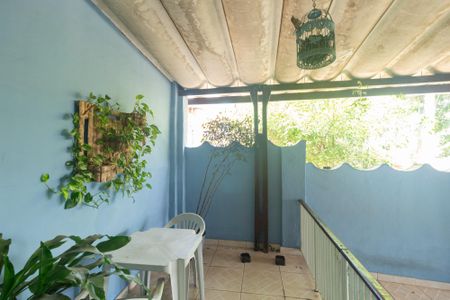 Casa para alugar com 240m², 2 quartos e 2 vagasVaranda