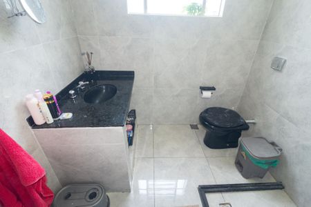 Casa para alugar com 240m², 2 quartos e 2 vagasBanheiro 1