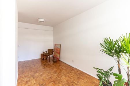 Apartamento à venda com 81m², 2 quartos e sem vaga Apartamento à venda com 81m², 2 quartos e sem vagaSala