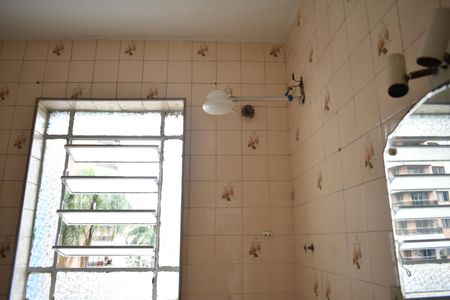 Casa para alugar com 250m², 2 quartos e sem vagaBanheiro Social