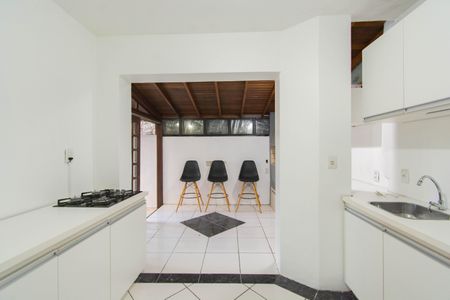 Apartamento para alugar com 120m², 3 quartos e 1 vaga