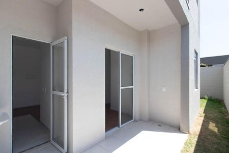 Apartamento à venda com 81m², 3 quartos e 1 vagaÁrea de Serviço