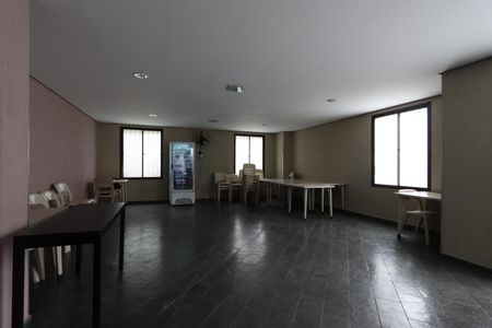 Apartamento para alugar com 70m², 3 quartos e 1 vagaÁrea comum - Salão de festas