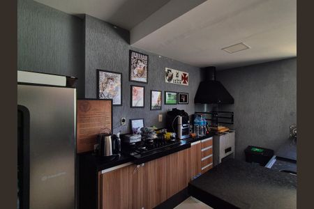 Casa de condomínio à venda com 350m², 4 quartos e 3 vagas Casa de condomínio à venda com 350m², 4 quartos e 3 vagasVaranda gourmet