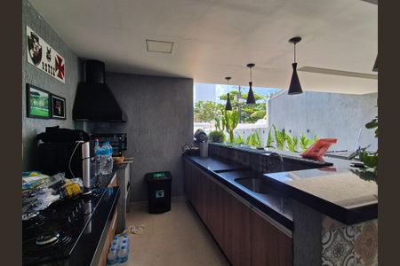 Casa de condomínio à venda com 350m², 4 quartos e 3 vagas Casa de condomínio à venda com 350m², 4 quartos e 3 vagasVaranda gourmet