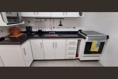 Apartamento à venda com 96m², 3 quartos e 2 vagasCozinha 