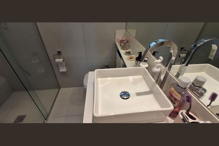 Apartamento à venda com 96m², 3 quartos e 2 vagasBanheiro Suíte 